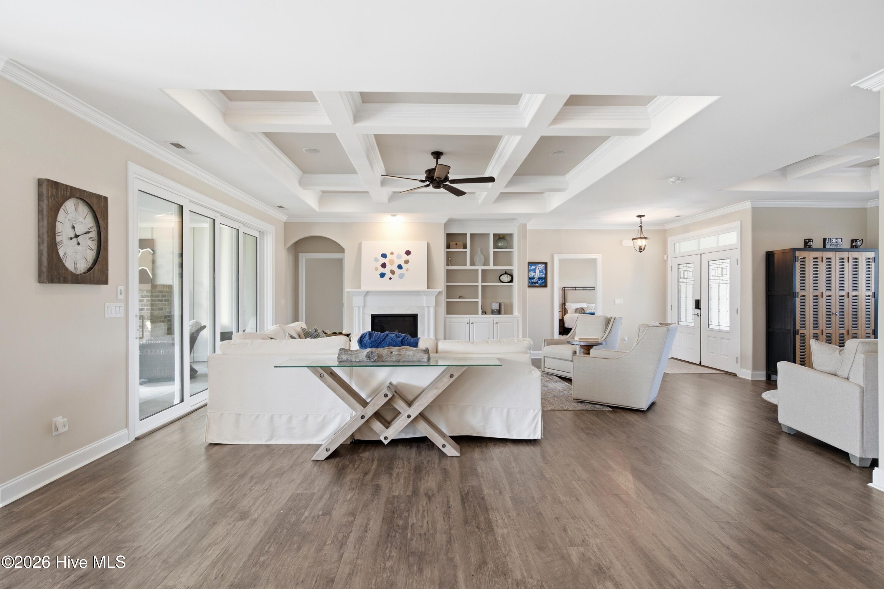 1402 Admiral Way