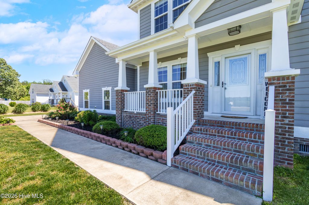 Photo of 268 Baxter Lane, Moyock, NC 27958 (MLS # 100570422)