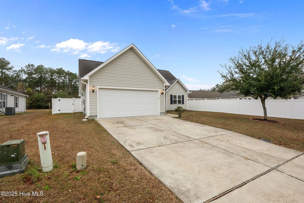 Photo of 3603 Delesa Court, New Bern, NC 28560 (MLS # 100544750)