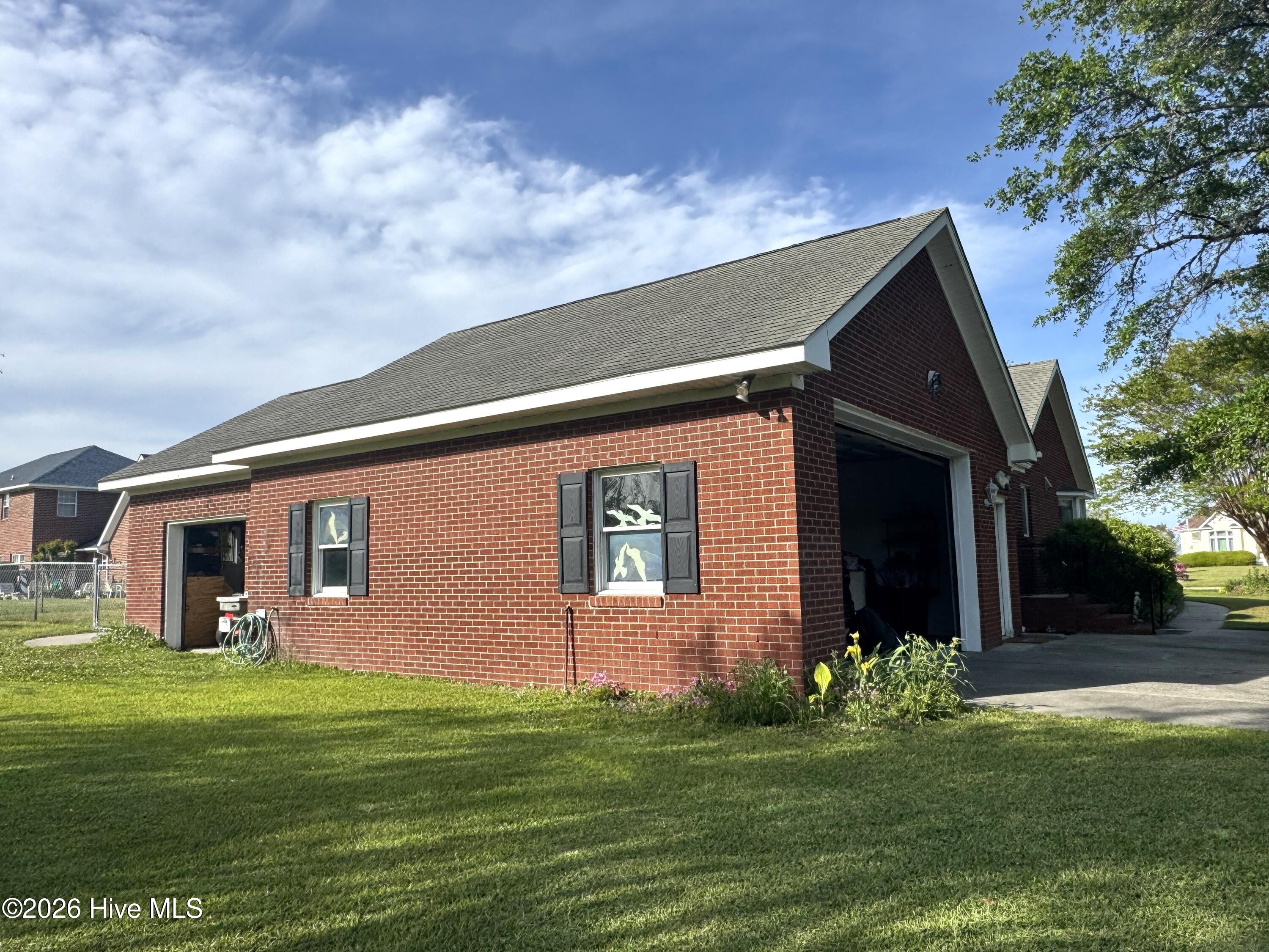 1601 River Bluff Road