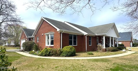 1601 River Bluff Road Morehead City NC 28557