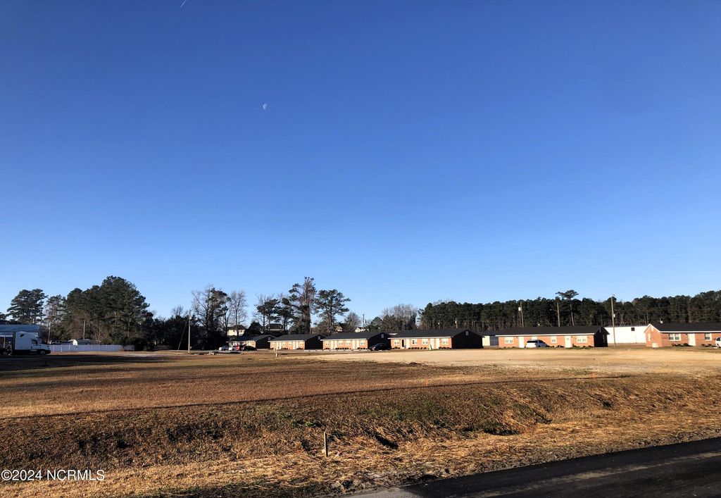 Photo of 1906 Piney Green Road, Jacksonville, NC 28546 (MLS # 100425081)