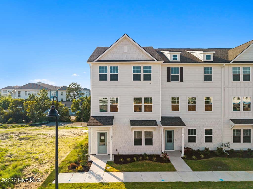 Photo of 225 Pelican Flight Loop, Wilmington, NC 28412 (MLS # 100593311)