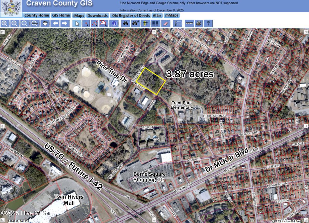 Photo of 1100 Pinetree Drive, New Bern, NC 28562 (MLS # 100545877)