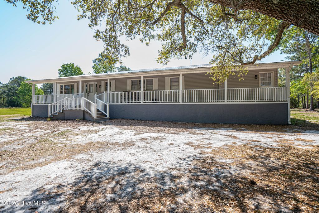 Photo of 5685 Watts Road SW, Ocean Isle Beach, NC 28469 (MLS # 100567372)