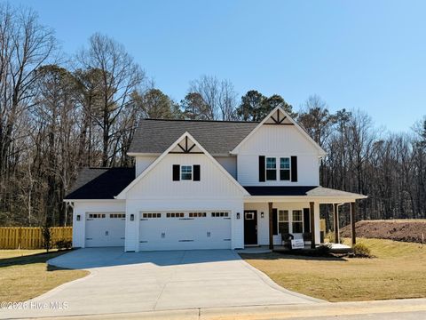 Homes For Sale - 250 Elijah Way<br/> Vass, NC 28394