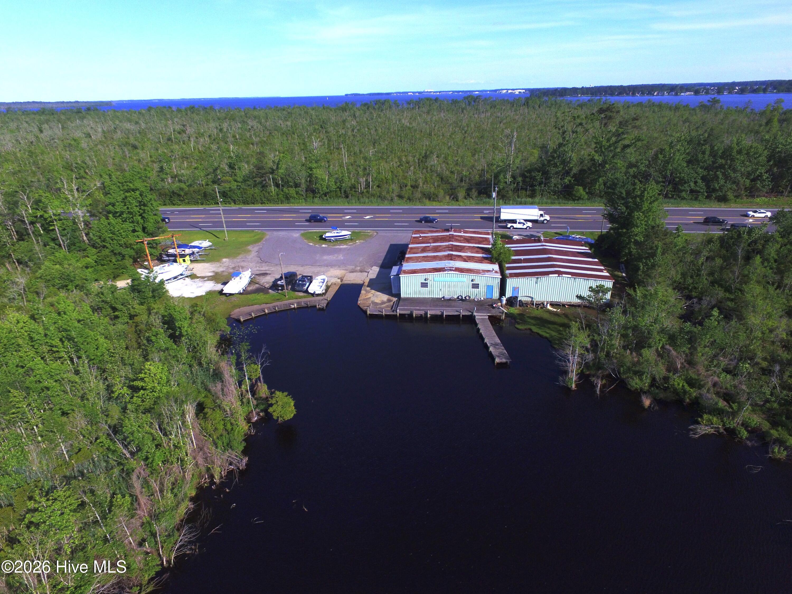 340 158 Us Causeway W