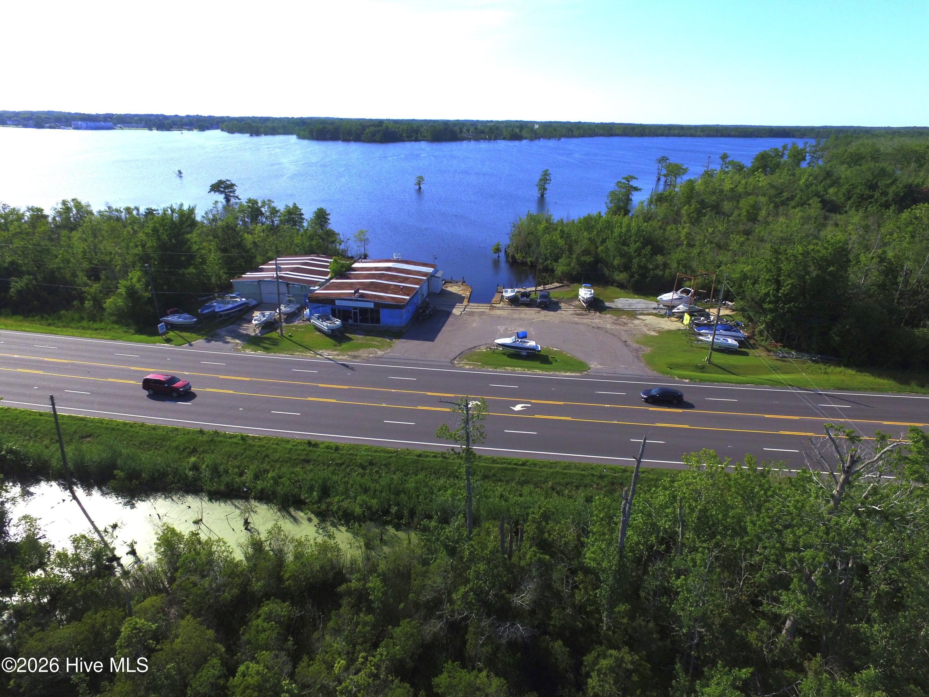 340 158 Us Causeway W