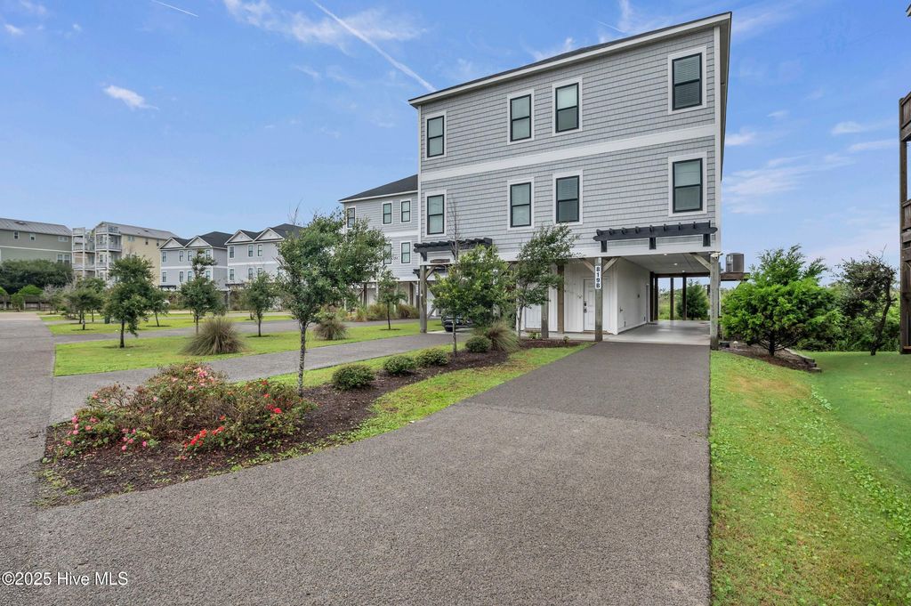 Photo of 819 New River Drive #B, Surf City, NC 28445 (MLS # 100524088)