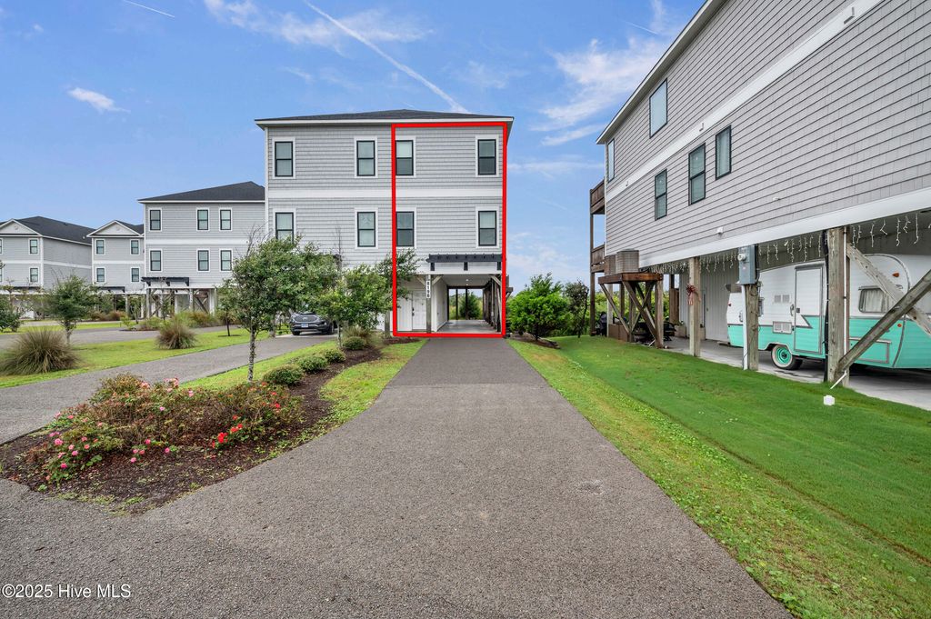 Photo of 819 New River Drive #B, Surf City, NC 28445 (MLS # 100524088)