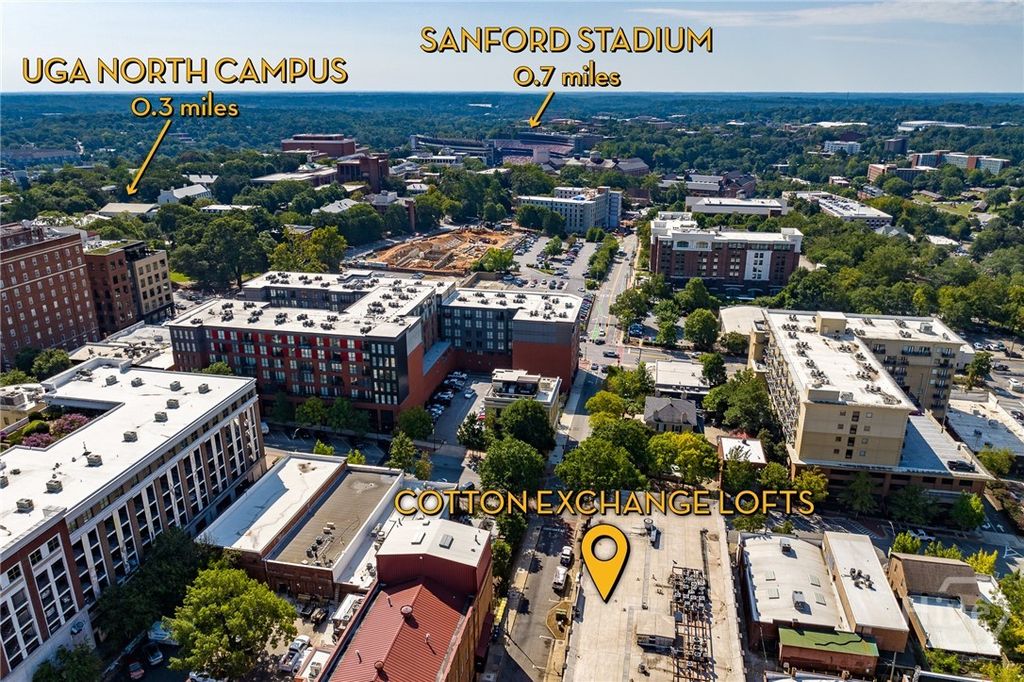 Photo of 269 N Hull Street #212, Athens, GA 30601 (MLS # CL346211)