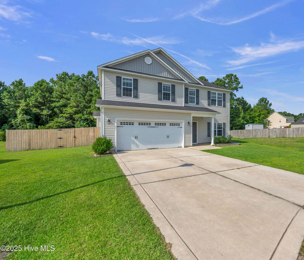 Photo of 110 Goldstone Court, Jacksonville, NC 28546 (MLS # 100522900)