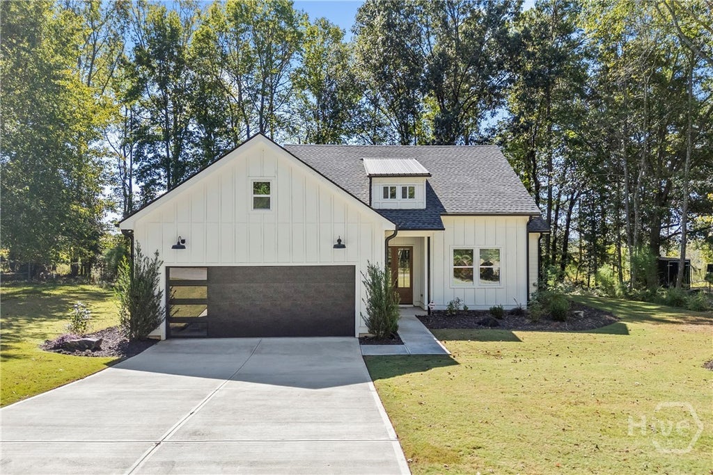 Photo of 220 Fairlane Drive, Athens, GA 30607 (MLS # CL365504)