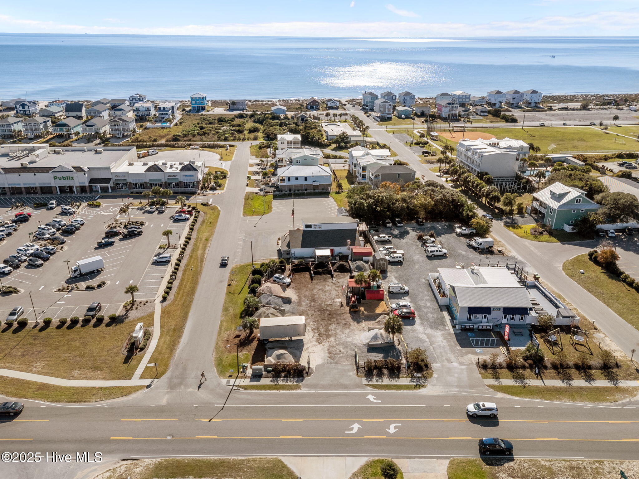 4915 E Oak Island Drive