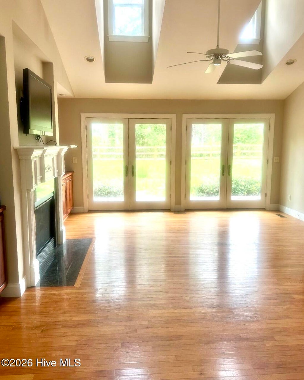 Photo of 215 Horseshoe Drive, Southern Pines, NC 28387 (MLS # 100593528)