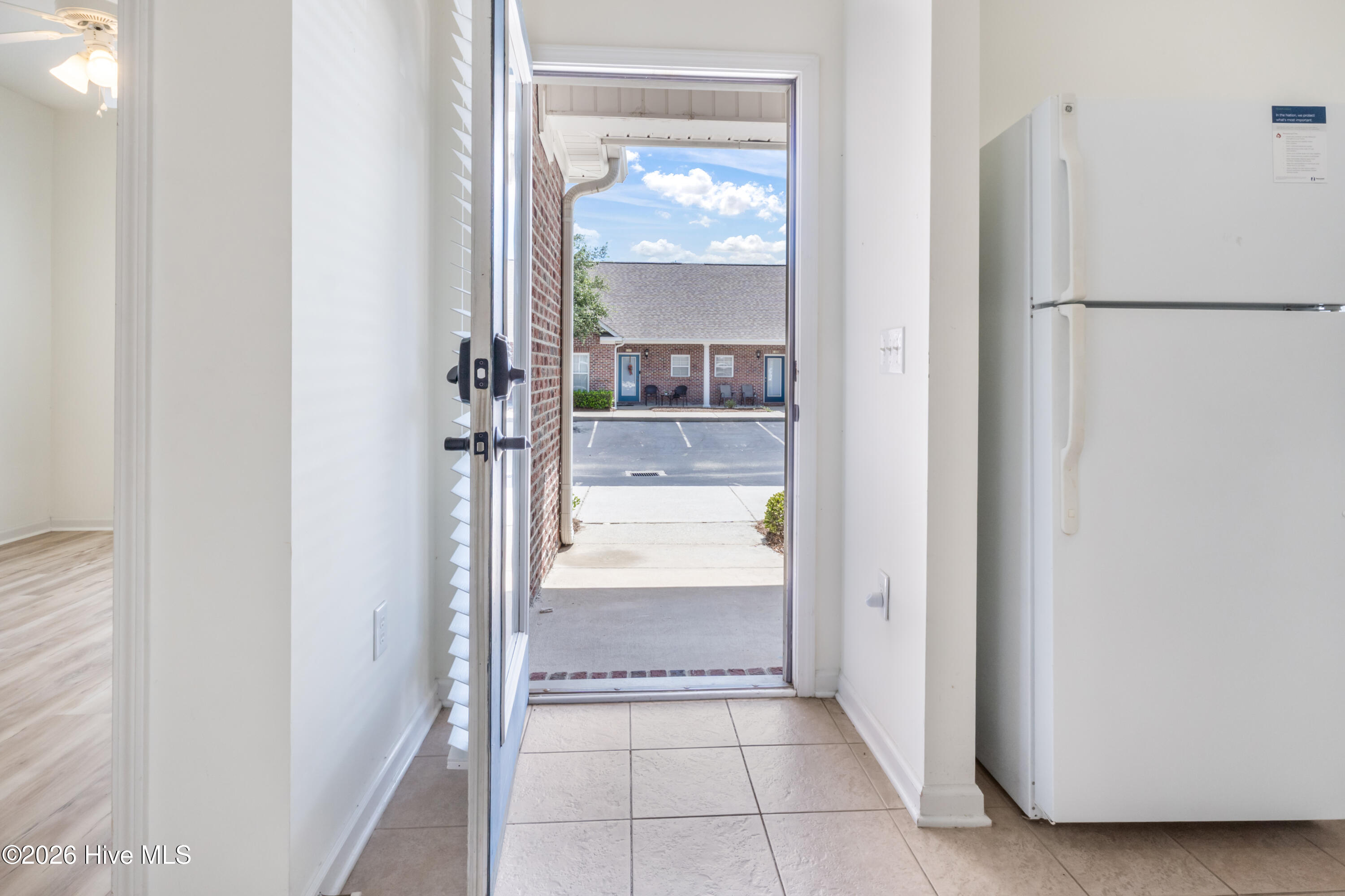 320 Hibiscus Way