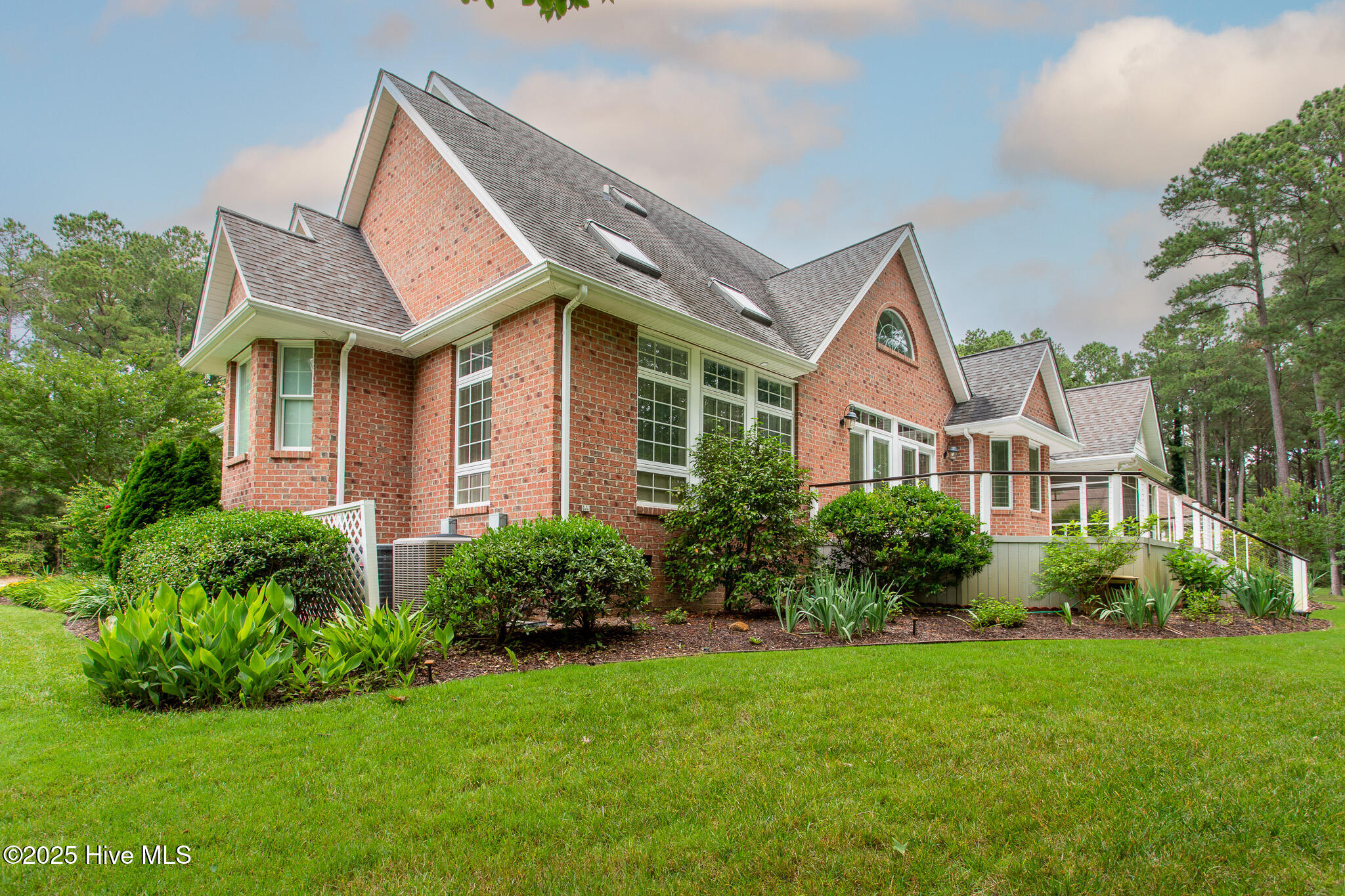 106 Reddes River Court