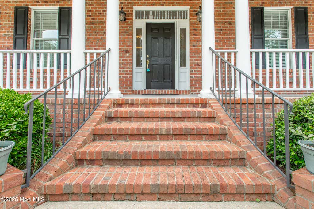 Photo of 106 Reddes River Court, Hertford, NC 27944 (MLS # 100585369)