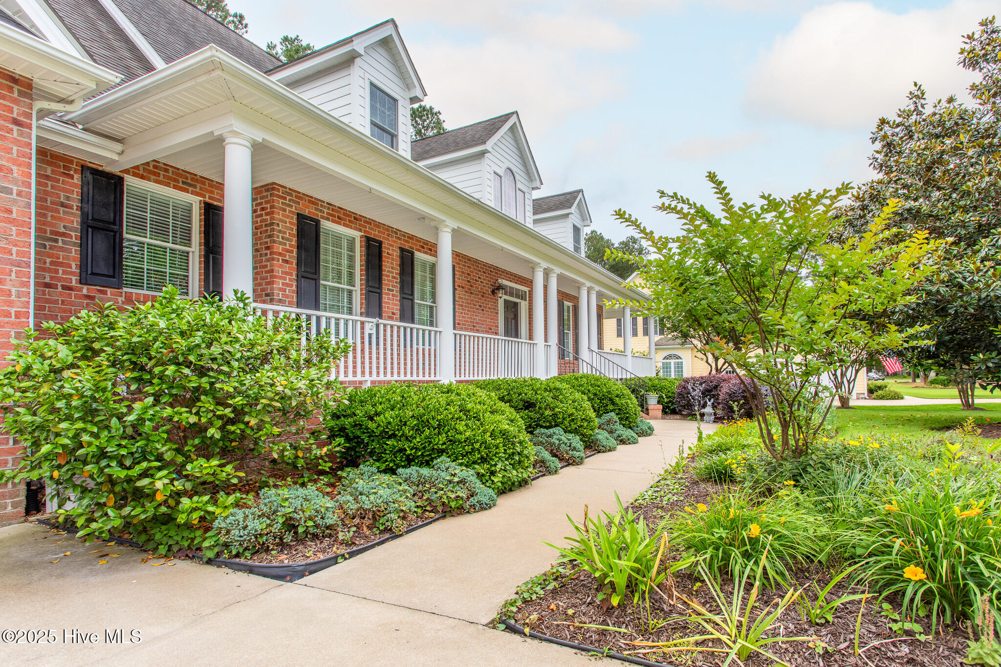 106 Reddes River Court