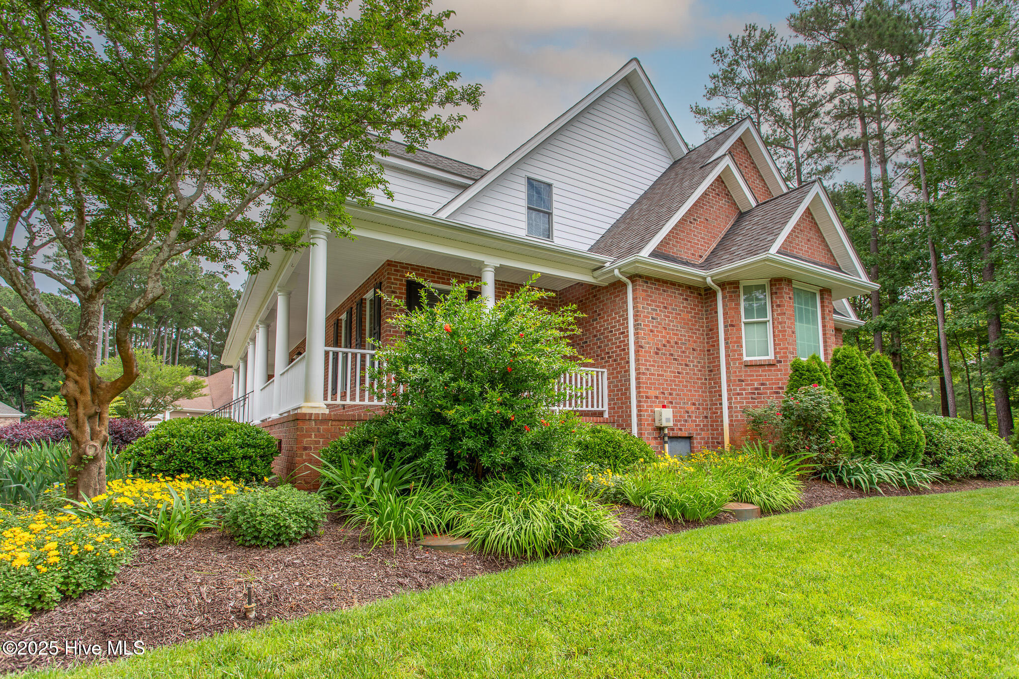 106 Reddes River Court