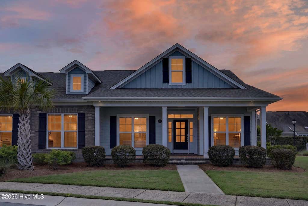 Photo of 8450 Oak Abbey Trail NE, Leland, NC 28451 (MLS # 100579462)