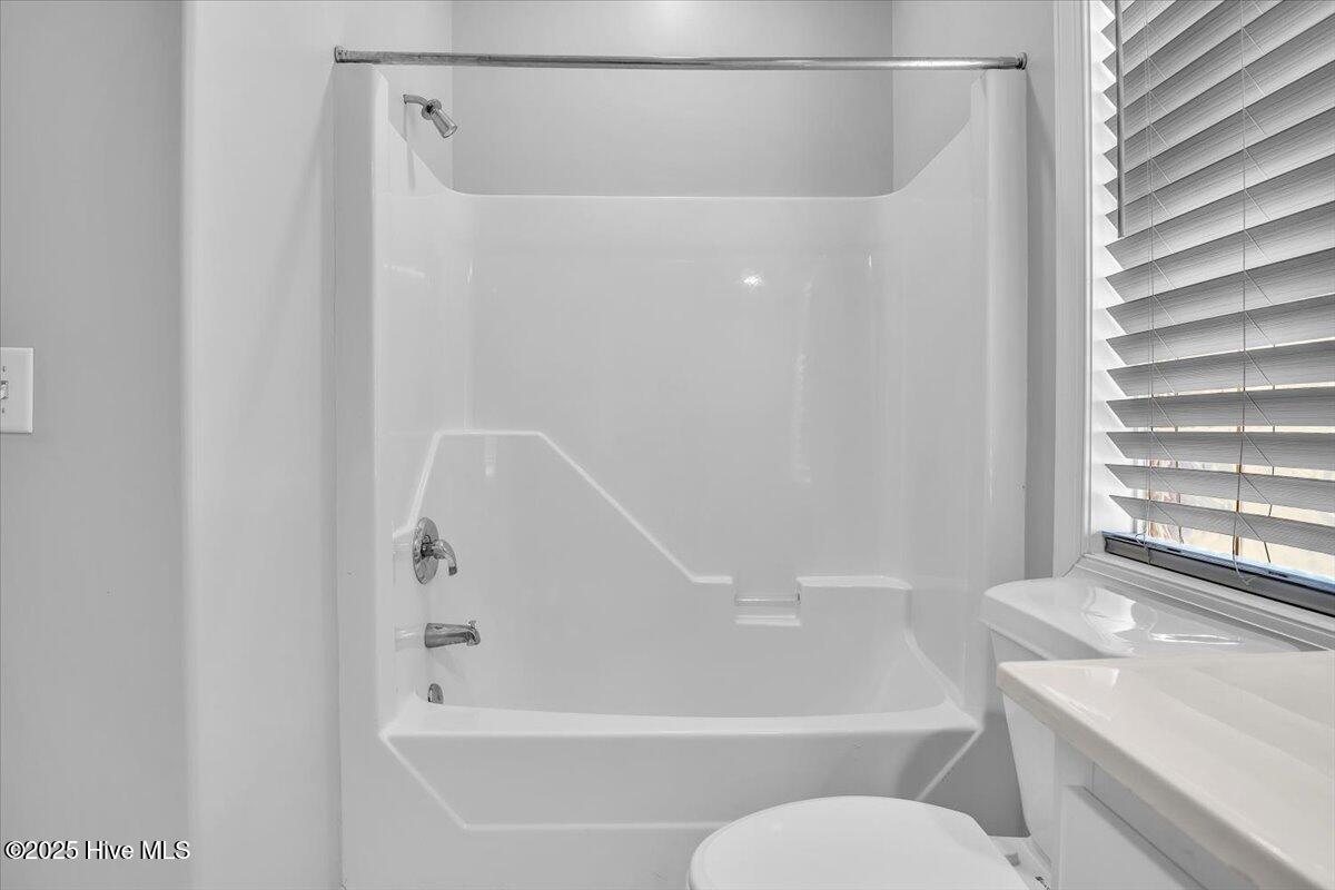 Wilmington, North Carolina 28409, United States, 3 Bedrooms Bedrooms, ,2 BathroomsBathrooms,Residential,Active,255630