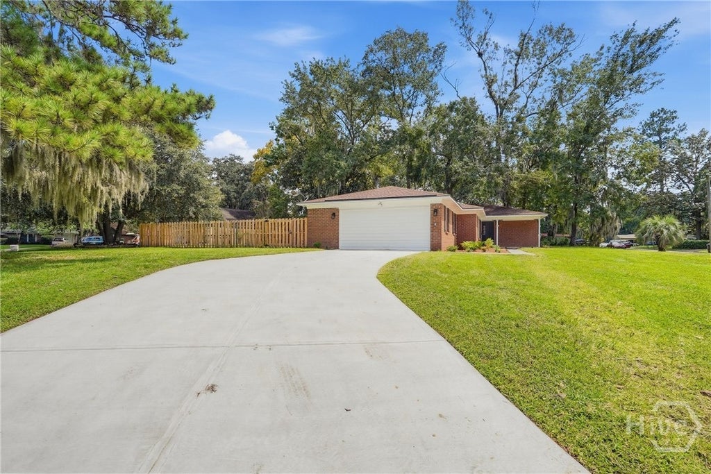 Photo of 614 S. Williamsburg RD, Savannah, GA 31419 (MLS # SA365058)