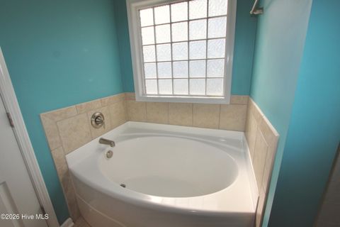 Tiny photo for 707 Appling Court, Jacksonville, NC 28546 (MLS # 100550736)