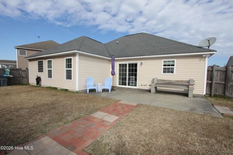 Tiny photo for 707 Appling Court, Jacksonville, NC 28546 (MLS # 100550736)