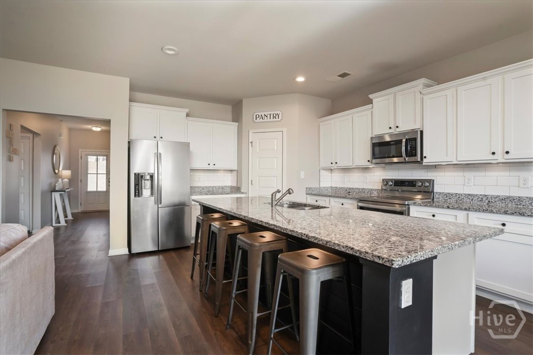 1978 Waterside Circle