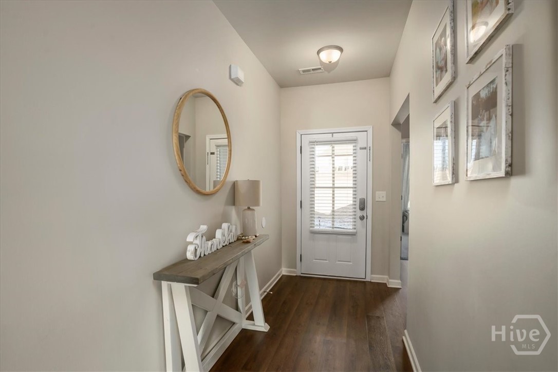 1978 Waterside Circle