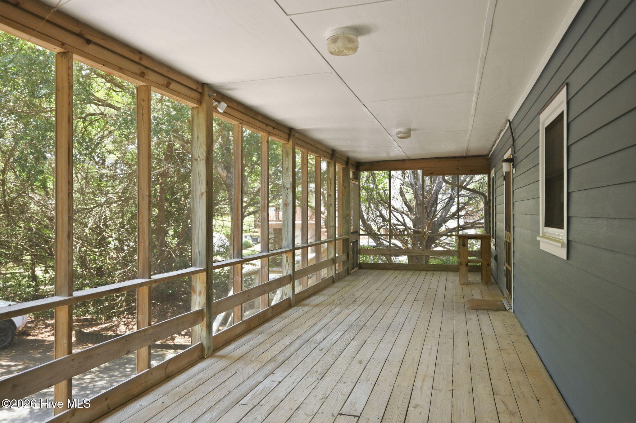 3904 Emerald Drive
