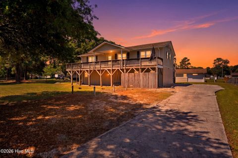 Photo of 109 Gull Drive, Sneads Ferry, NC 28460 (MLS # 100571574)