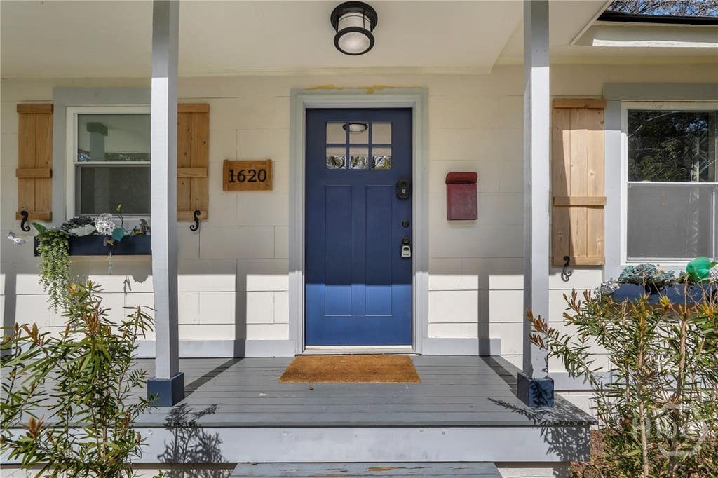 Photo of 1620 E 34th Street, Savannah, GA 31404 (MLS # SA359520)