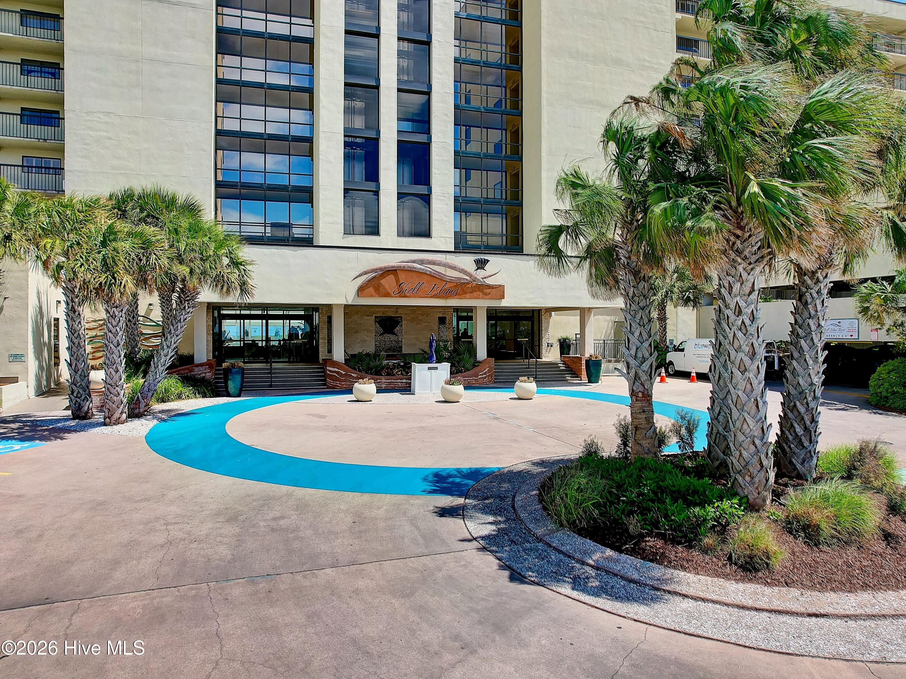 2700 N Lumina Avenue N Unit 707