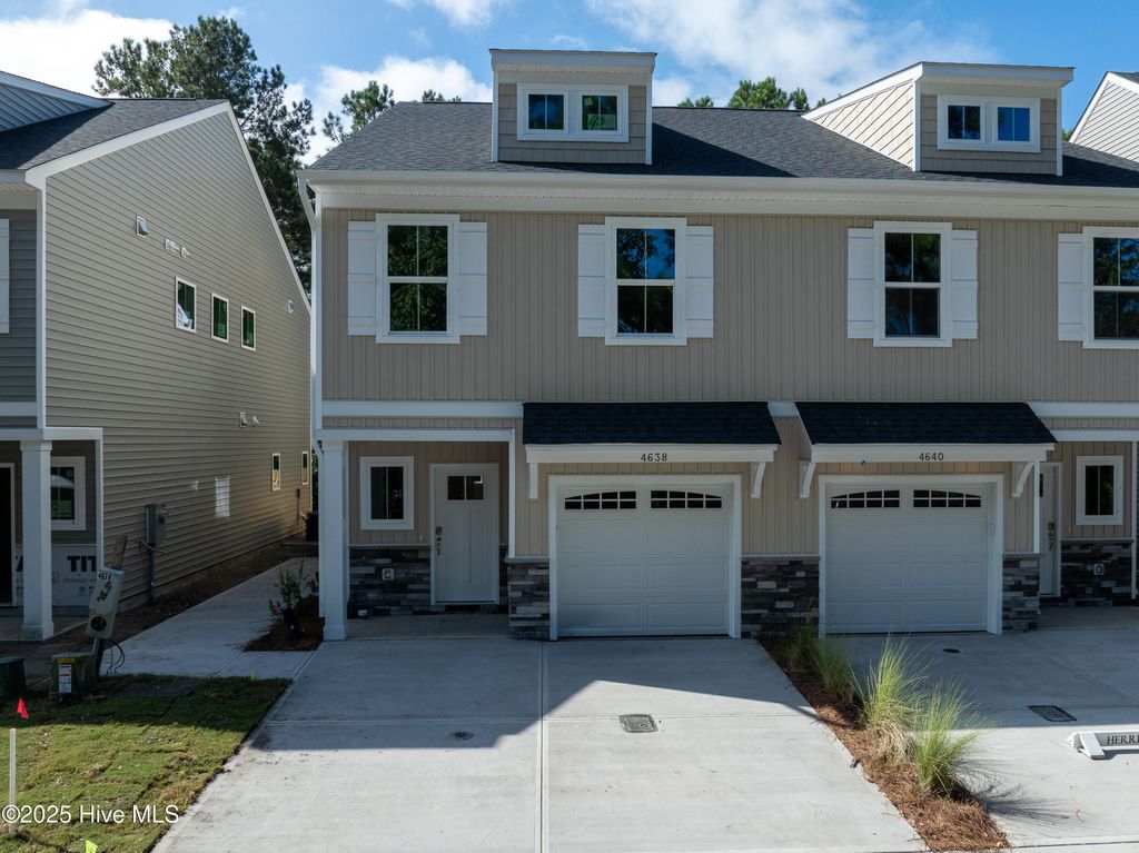 Photo of 4628 Sweet Jasmine Run, Wilmington, NC 28412 (MLS # 100532934)