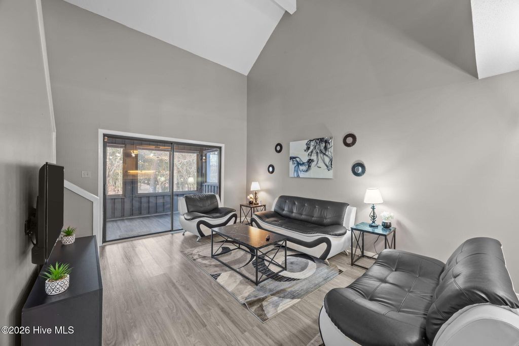 Photo of 1306 Harbourside Drive, New Bern, NC 28560 (MLS # 100550418)