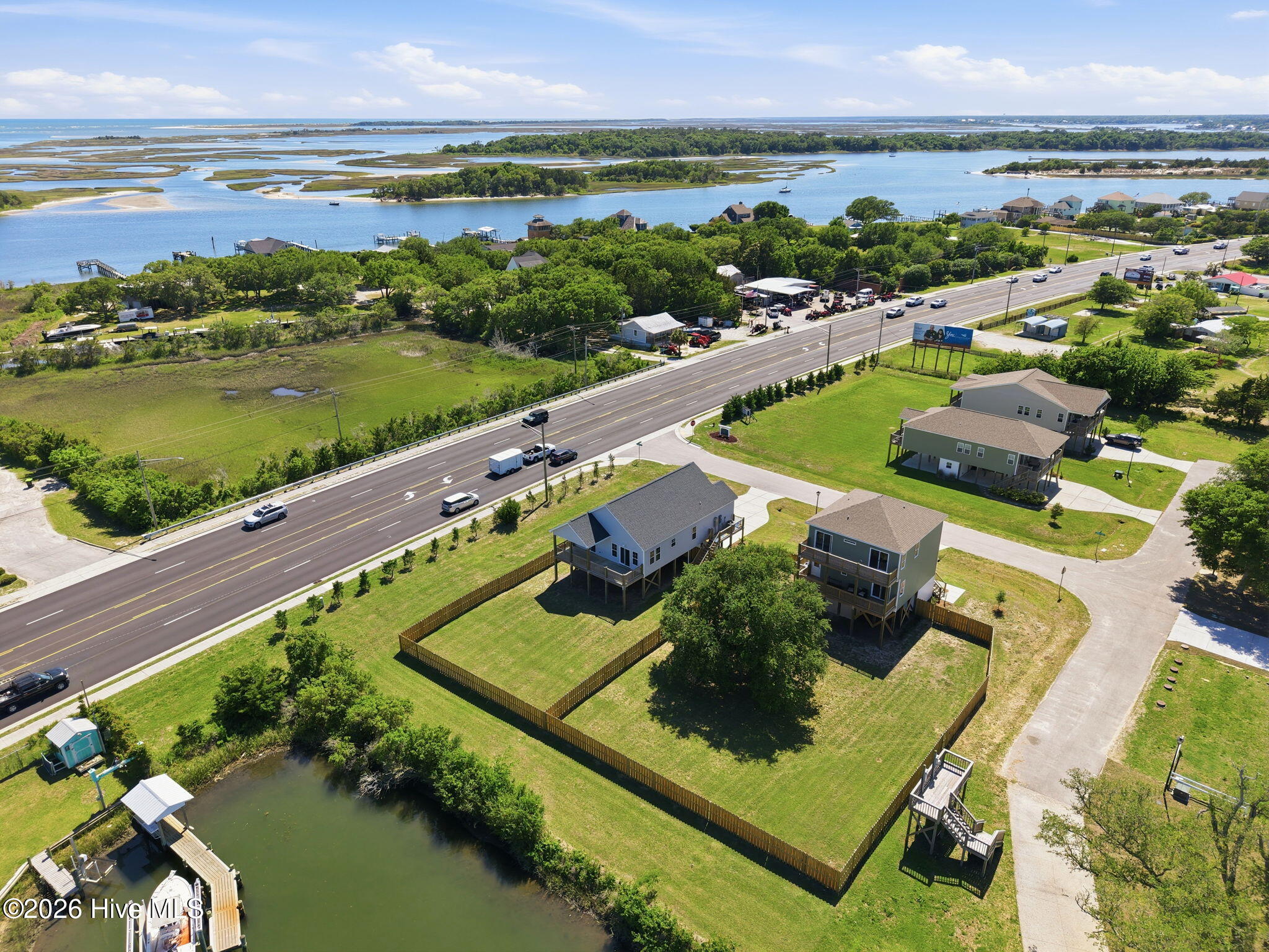 104 Flippers Cove Drive 9