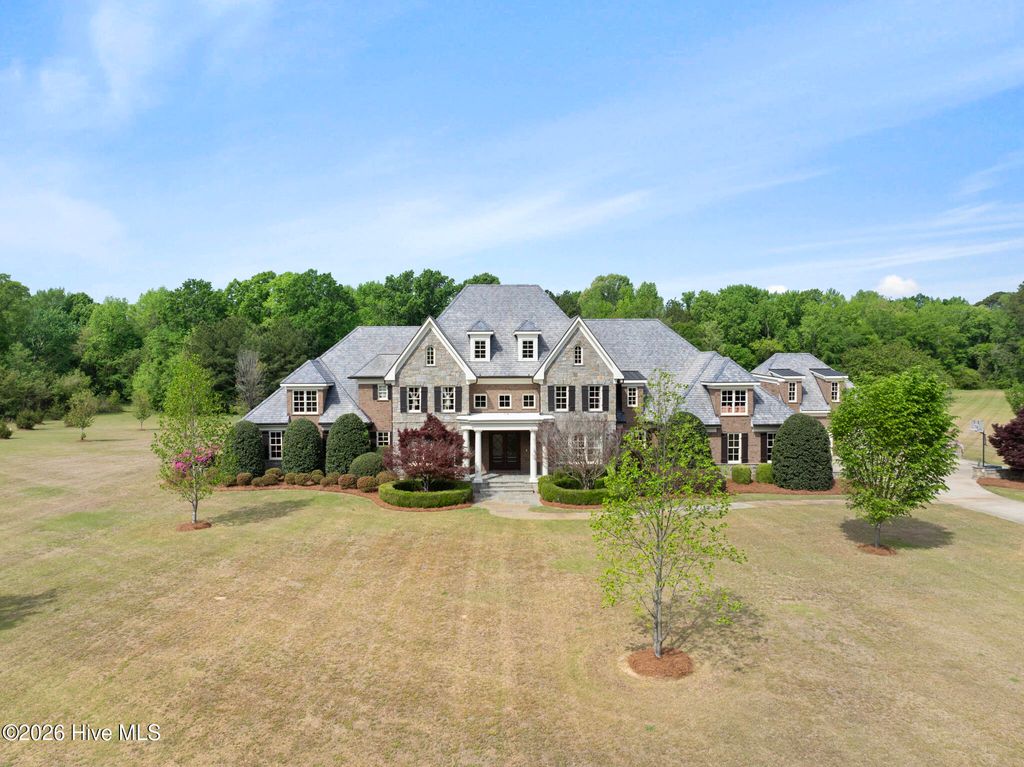 Photo of 1181 Middle Road, Fayetteville, NC 28312 (MLS # 100567436)