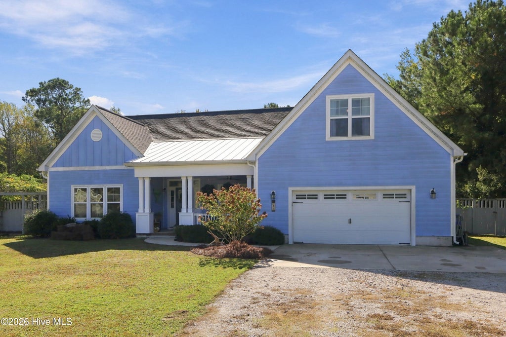 Photo of 638 Edgewood Avenue, Newport, NC 28570 (MLS # 100610740)