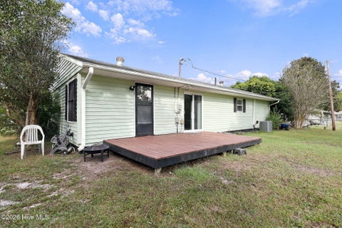 Tiny photo for 111 Riegel Drive, Hubert, NC 28539 (MLS # 100610515)