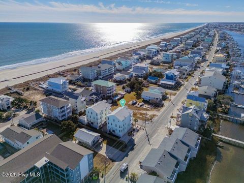 Tiny photo for 2 Clam Shell Lane #Unit 9, Carolina Beach, NC 28428 (MLS # 100547036)