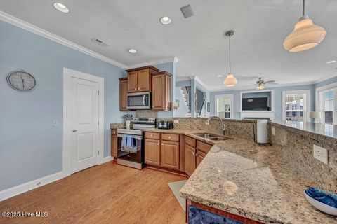 Tiny photo for 2 Clam Shell Lane #Unit 9, Carolina Beach, NC 28428 (MLS # 100547036)