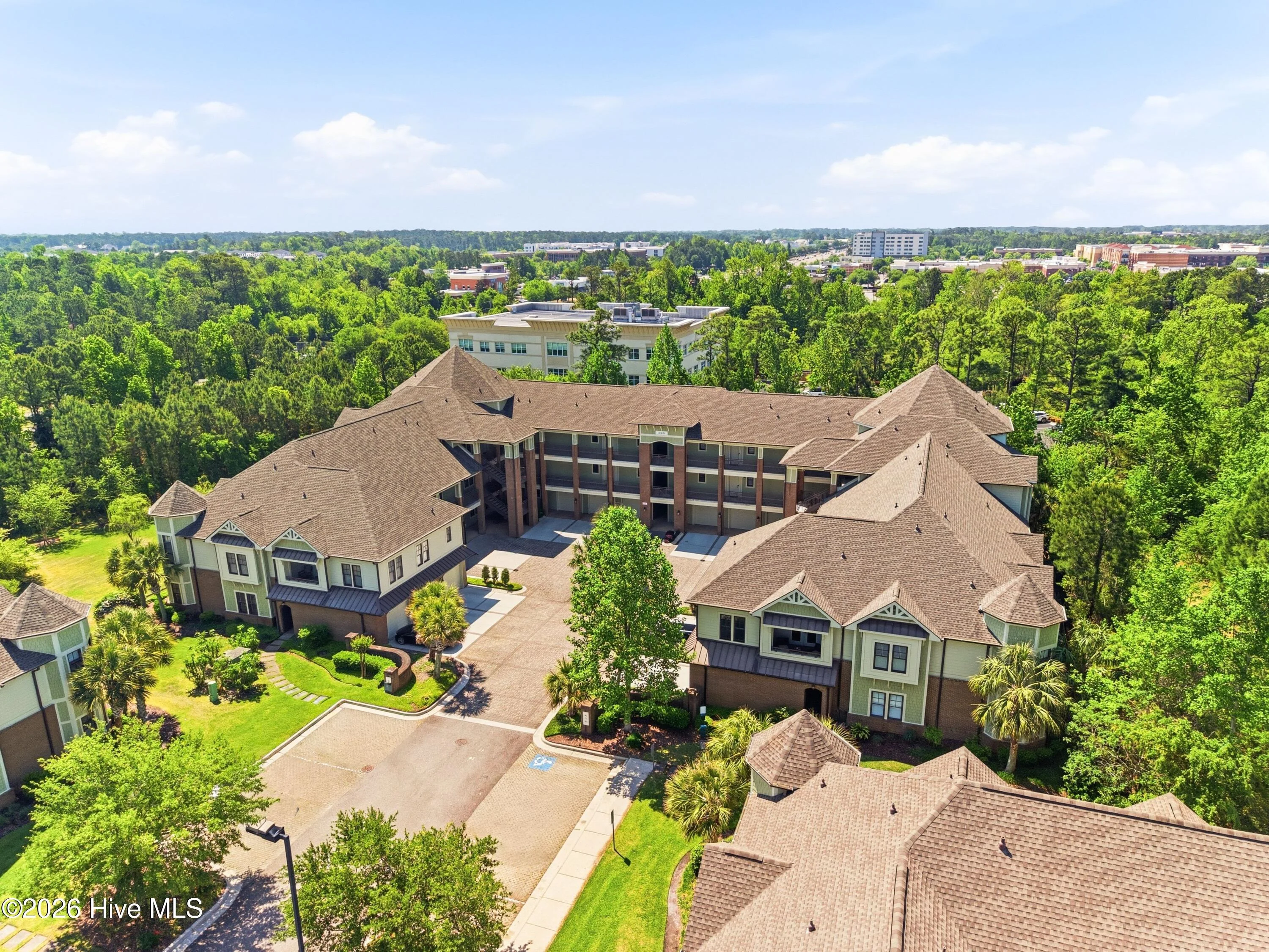 648 Village Park Drive Unit 204