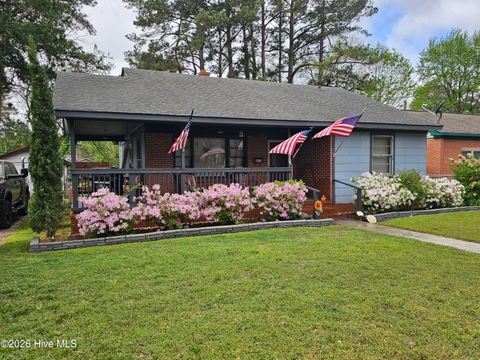 Homes For Sale - 807 E 8th Street<br/> Washington, NC 27889