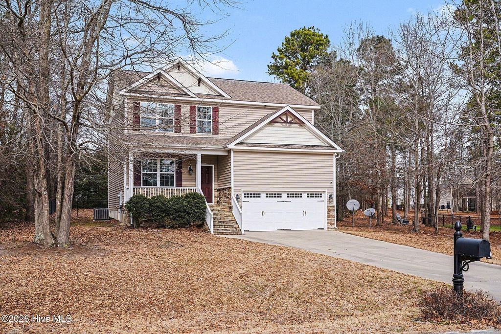 Photo of 201 Phillips Ridge Lane, Goldsboro, NC 27530 (MLS # 100576295)