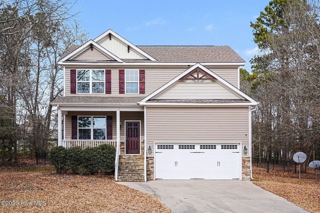 Photo of 201 Phillips Ridge Lane, Goldsboro, NC 27530 (MLS # 100576295)