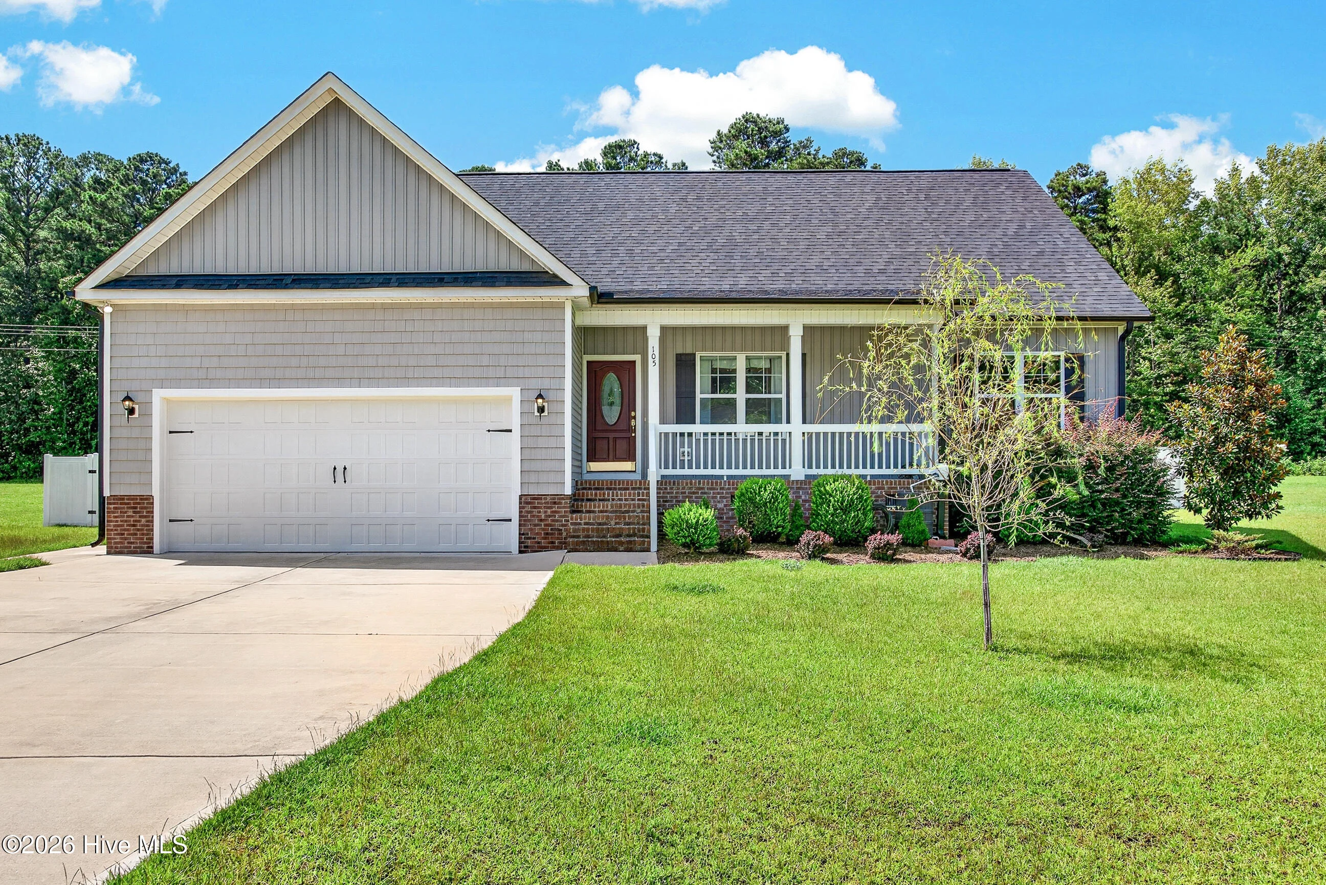 105 Hawk Place