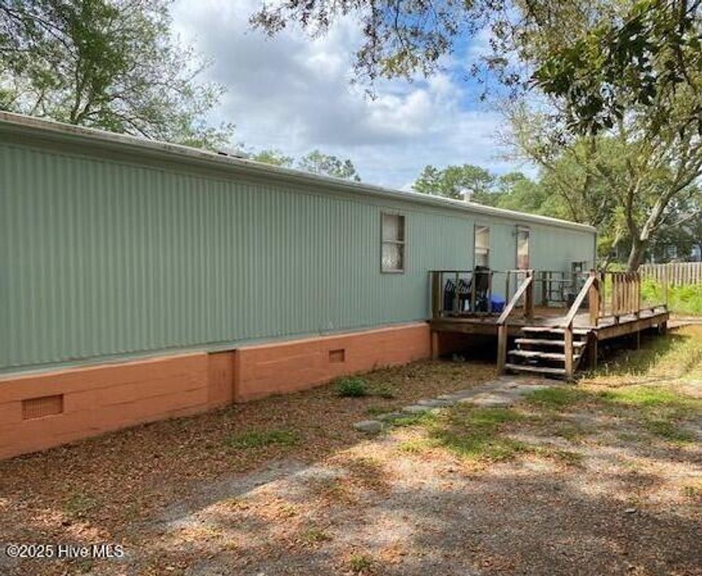 Photo of 53 Elm Street, Southport, NC 28461 (MLS # 100538460)