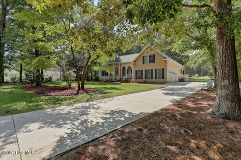 Tiny photo for 615 Ravenswood Road, Hampstead, NC 28443 (MLS # 100598014)